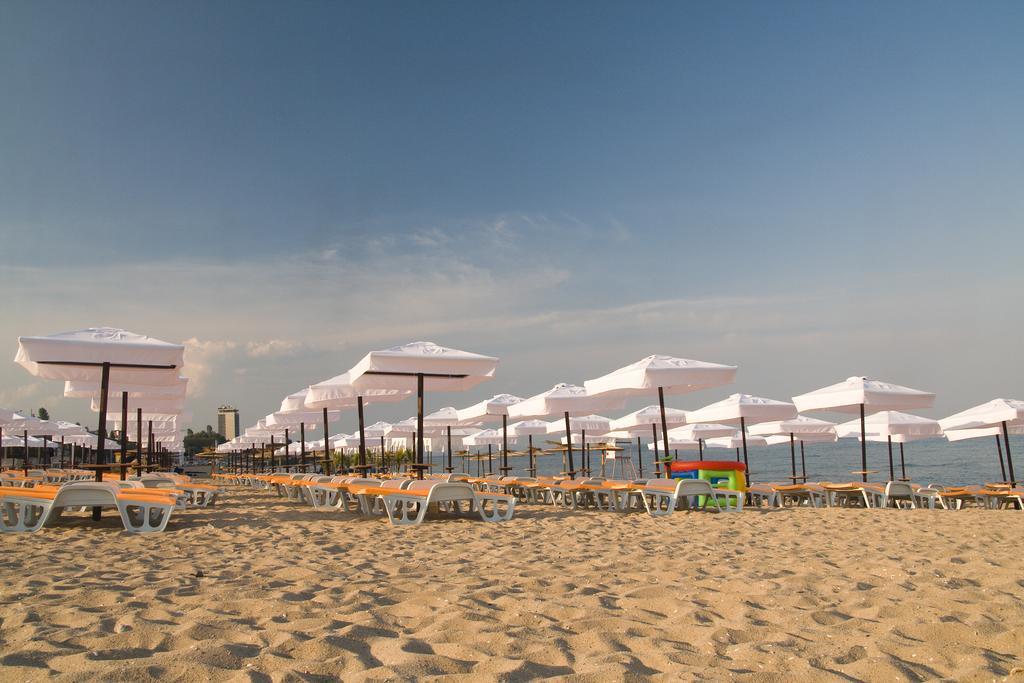 Bona Vita Hotel Golden Sands Exterior foto