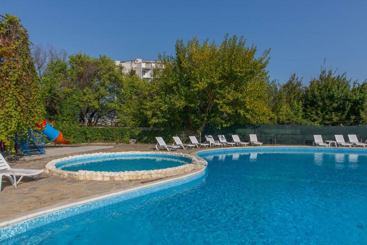 Bona Vita Hotel Golden Sands Exterior foto